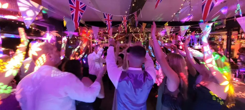 The Foresters Arms Loughton Essex Wedding
