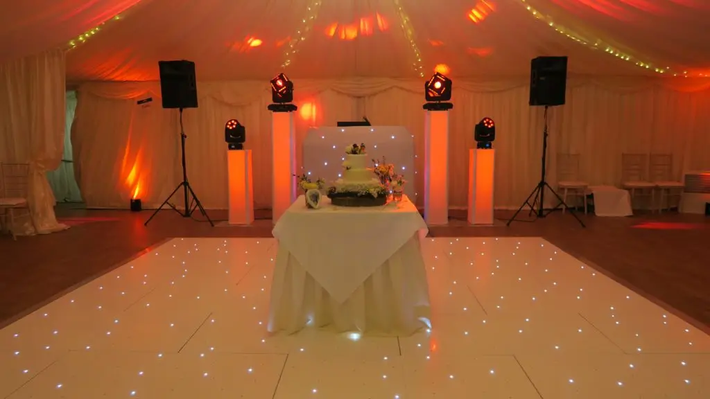 Mulberry House, Ongar, Essex, White Premier Set Up, White Starlit Booth, White LED Dance Floor, Orange Uplighting