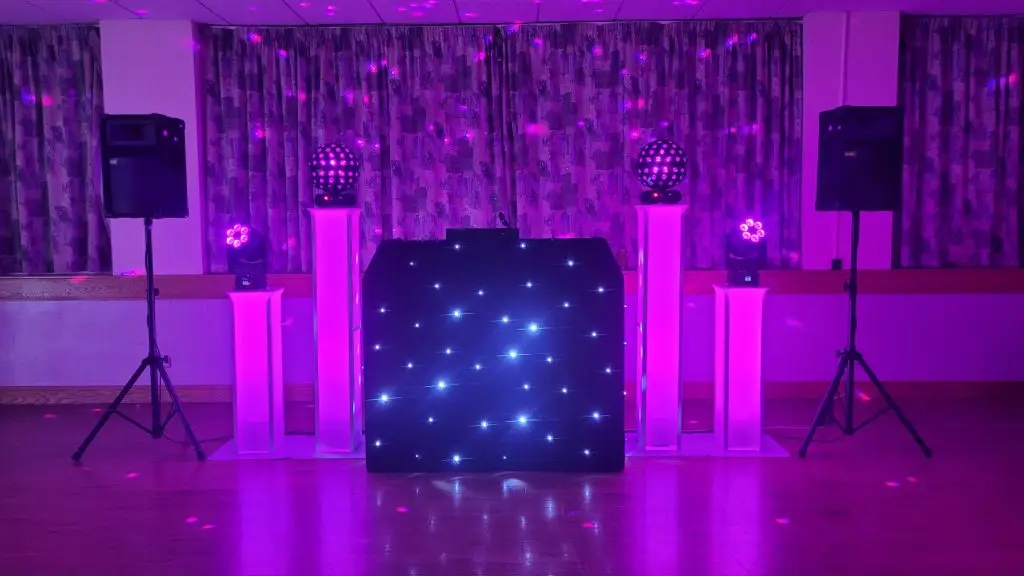 Wodson Park Ware Herts, Premier Set Up, Black Starlit Booth, Pink Uplighting