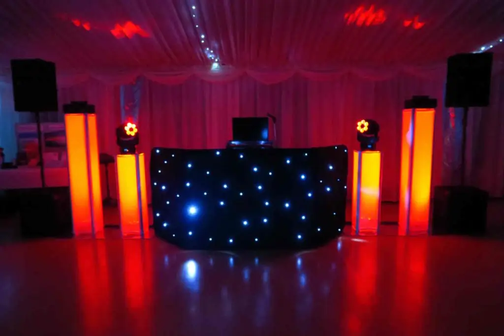 Paradise Park, Herts, Premier Set Up, Black Starlit Booth, Orange Uplighting