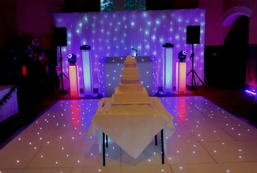 Grims Dyke Hotel, Harrow, White Premier Set Up, White Starlit Booth & Backdrop, White LED Dance Floor, Red & Blue Uplighting