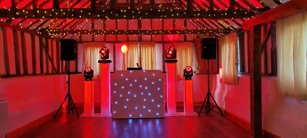 The Reid Rooms Essex White Premier Set Up, White Starlight Booth, Red Uplighting