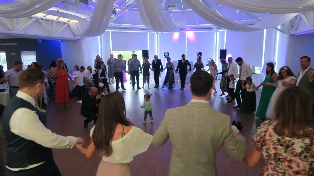 Manor Of Groves Herts Wedding