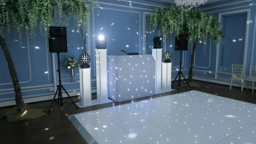 Hutton Hall, Essex, White Premier Set Up, White Starlit Booth, White LED Dance Floor, White Uplighting