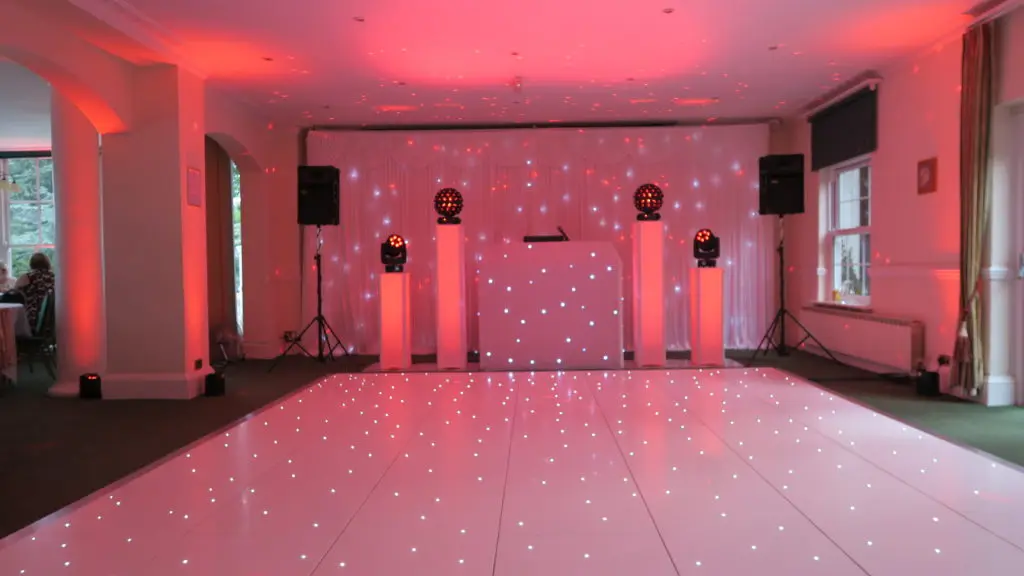 Manor Of Groves, Herts White Premier Set Up, White Starlit Booth & Backdrop, White LED Dance Floor, Soft Red Uplighting